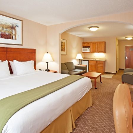 Holiday Inn Express Hotel & Suites Bay City, An Ihg Hotel Kültér fotó