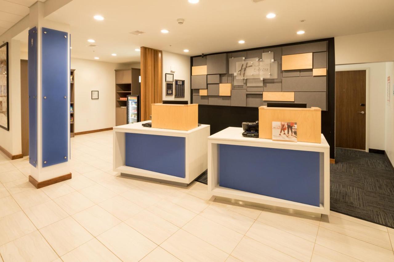 Holiday Inn Express Hotel & Suites Bay City By Ihg Kültér fotó