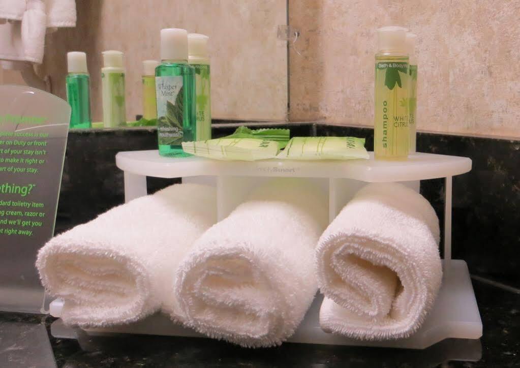 Holiday Inn Express Hotel & Suites Bay City By Ihg Kültér fotó
